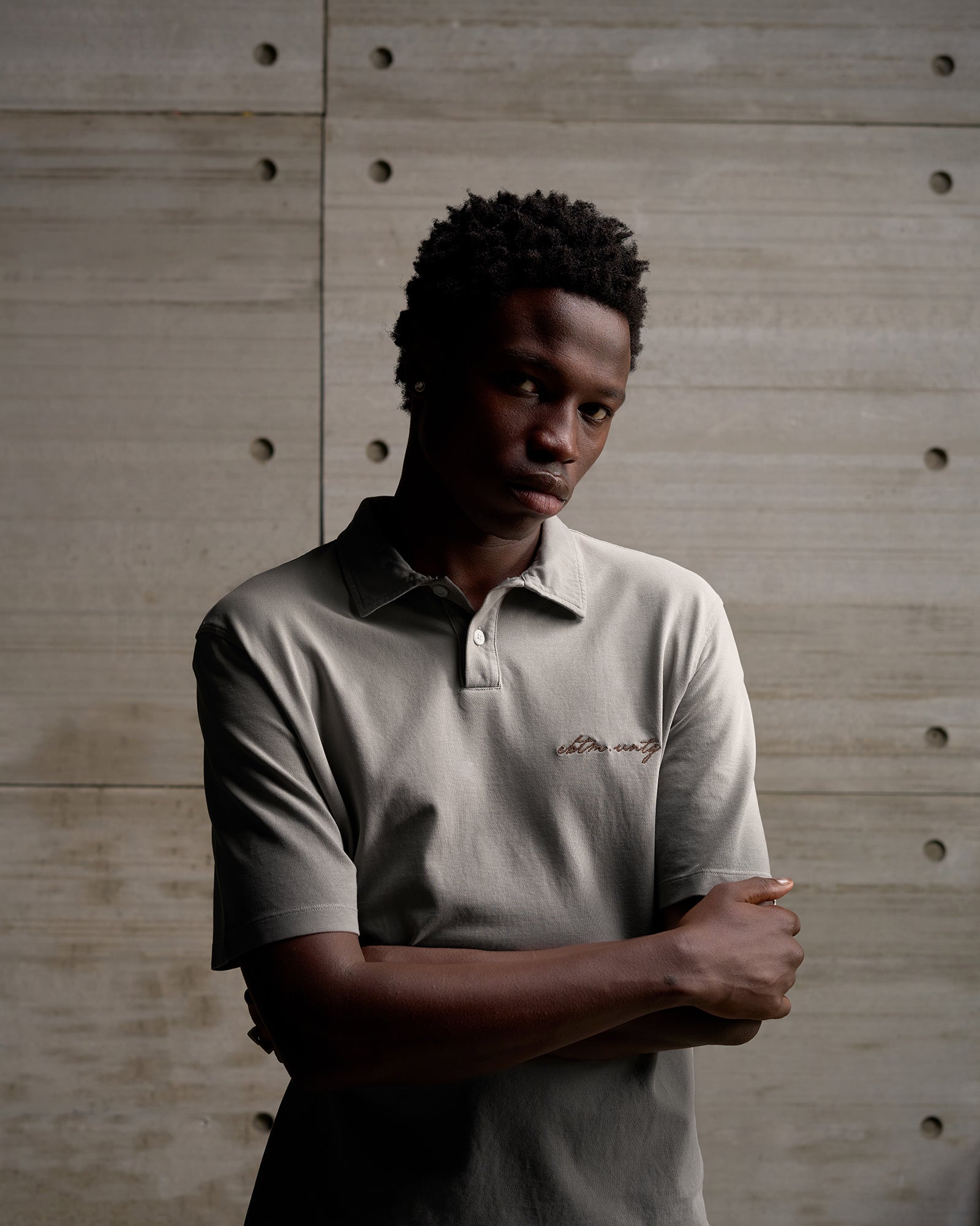 NEUTRAL GRAY SUNFADE POLO